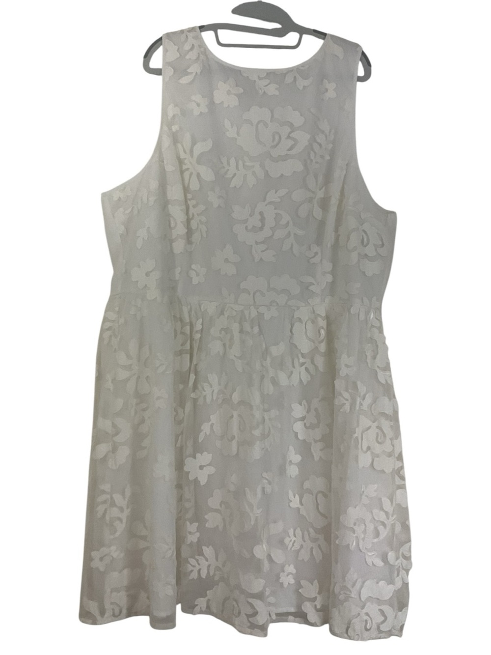 BB Dakota Ivory Floral Appliqué Mesh Fit & Flare Dress Plus Size 22 Sleeveless
